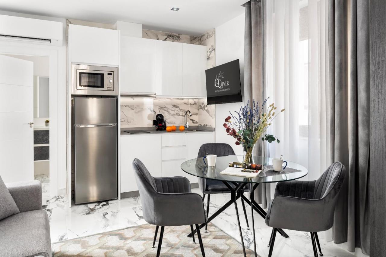 Quivir Apartamentos Deluxe Casa Del Arco Andujar Ngoại thất bức ảnh