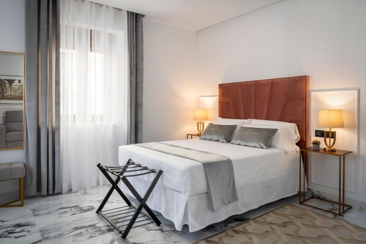 Quivir Apartamentos Deluxe Casa Del Arco Andujar Ngoại thất bức ảnh