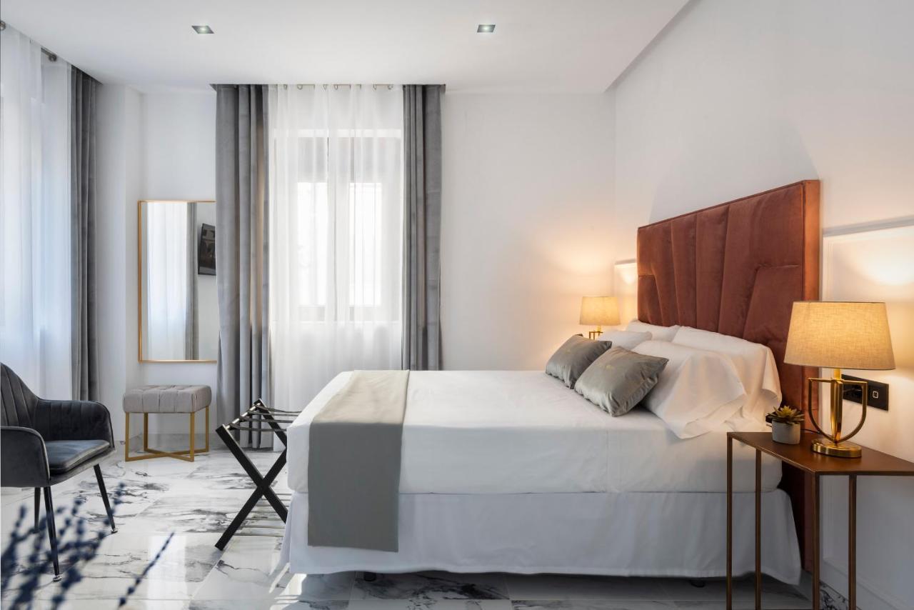Quivir Apartamentos Deluxe Casa Del Arco Andujar Ngoại thất bức ảnh
