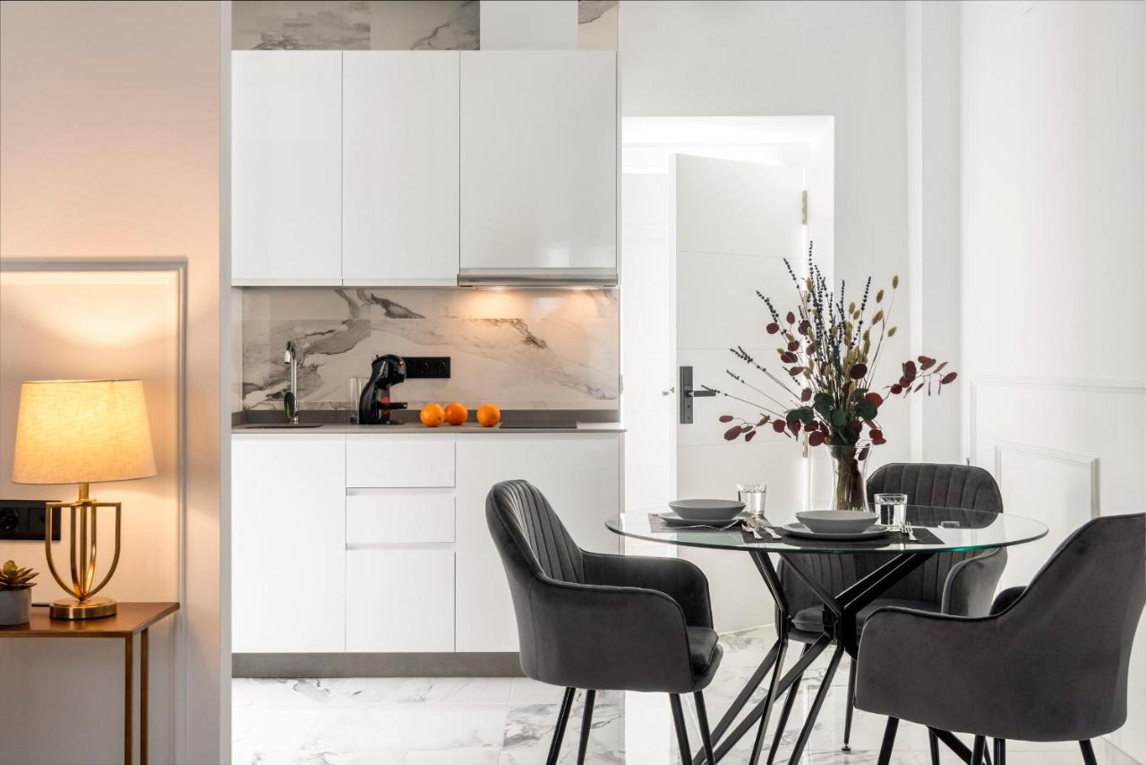 Quivir Apartamentos Deluxe Casa Del Arco Andujar Ngoại thất bức ảnh