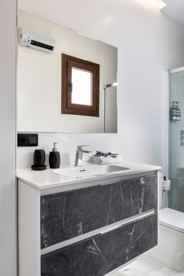 Quivir Apartamentos Deluxe Casa Del Arco Andujar Ngoại thất bức ảnh